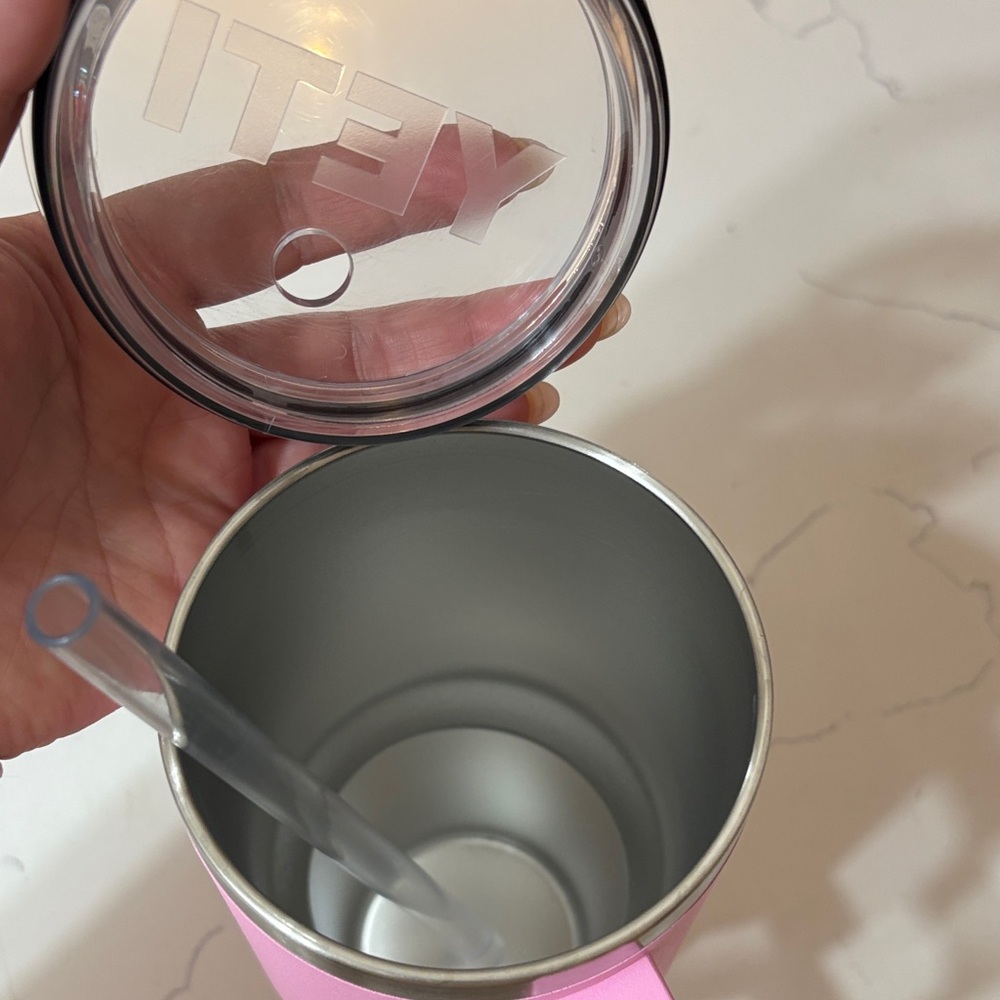Yeti Pink Tumbler with Handle - Picture 4 of 5